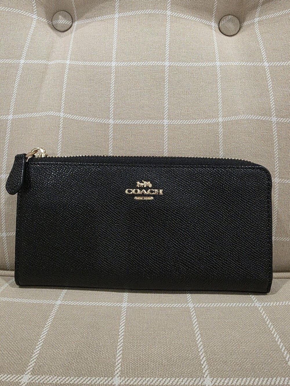 Coach Black Zip-Around Leather Wallet- LIKE NEW